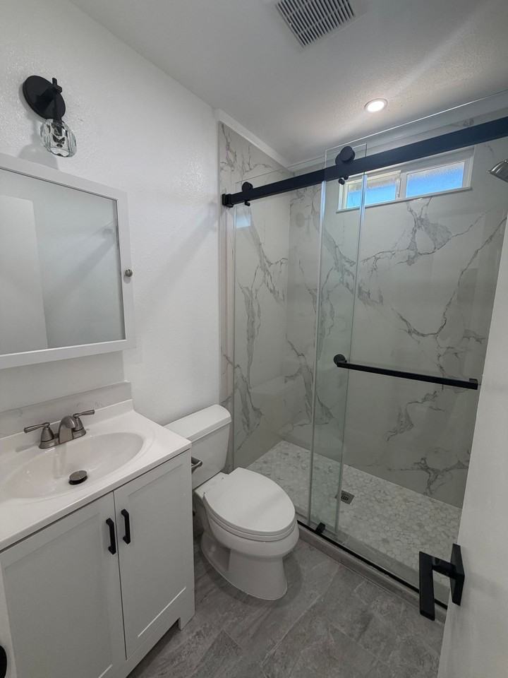 15514 S White Ave - Photo 3 of 17