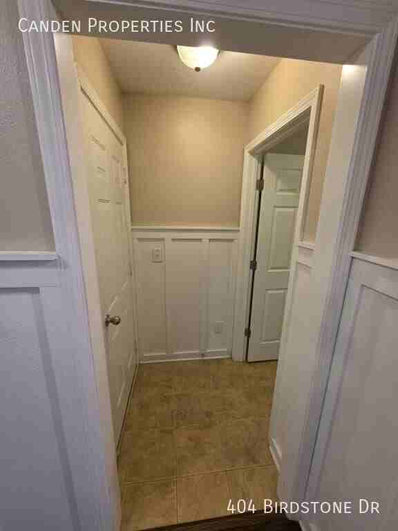 404 Birdstone Dr - Photo 7 of 41