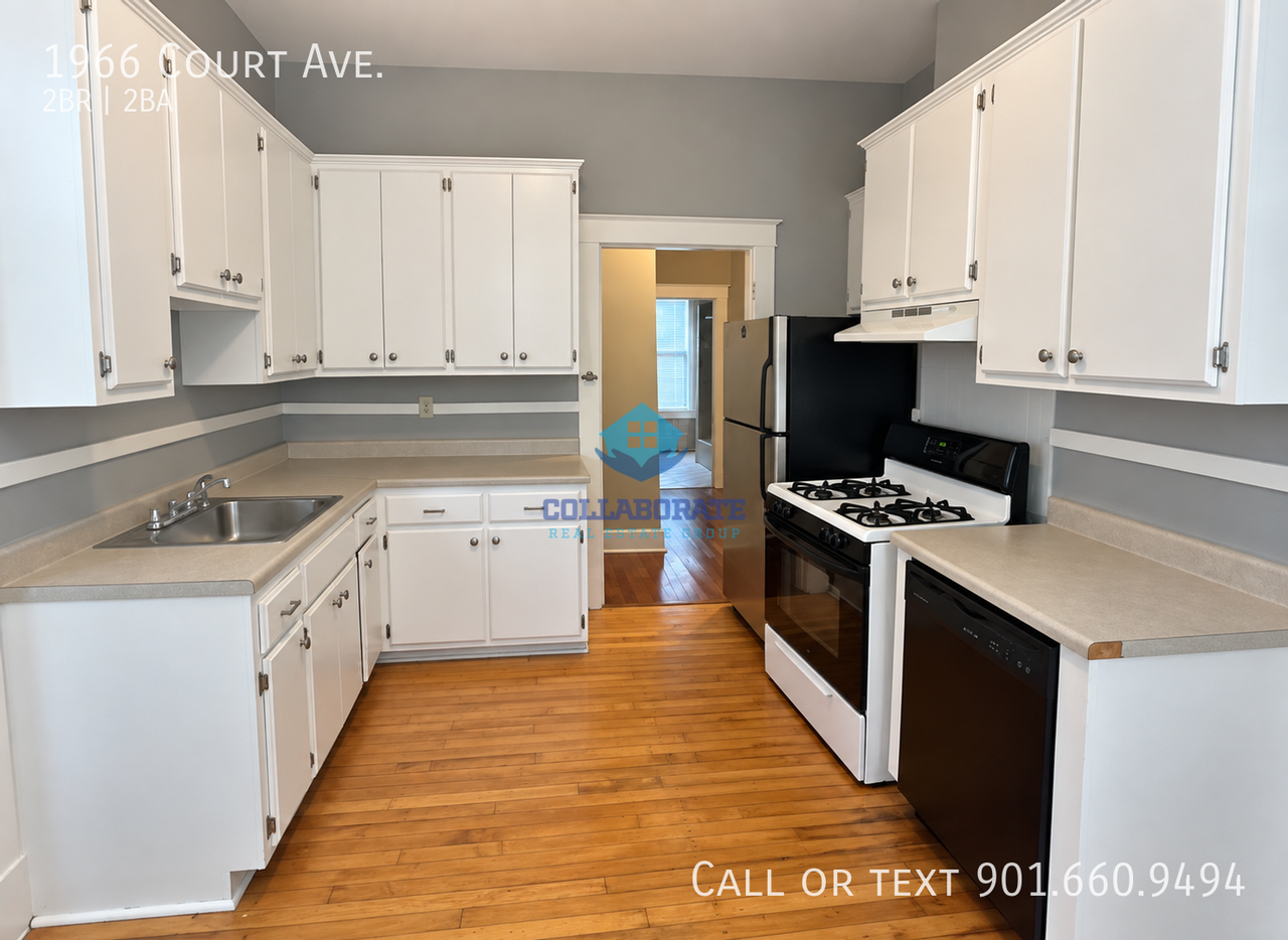 1966 Court Ave - Photo 4 of 14