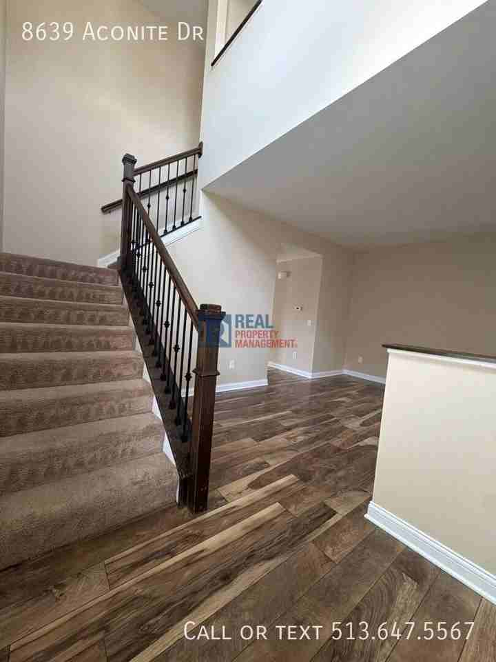 8639 Aconite Dr - Photo 2 of 32