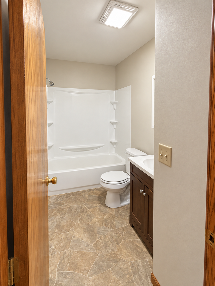 211 Joan St - Photo 5 of 7