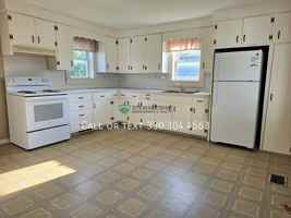 featured image of 5573 N Market St