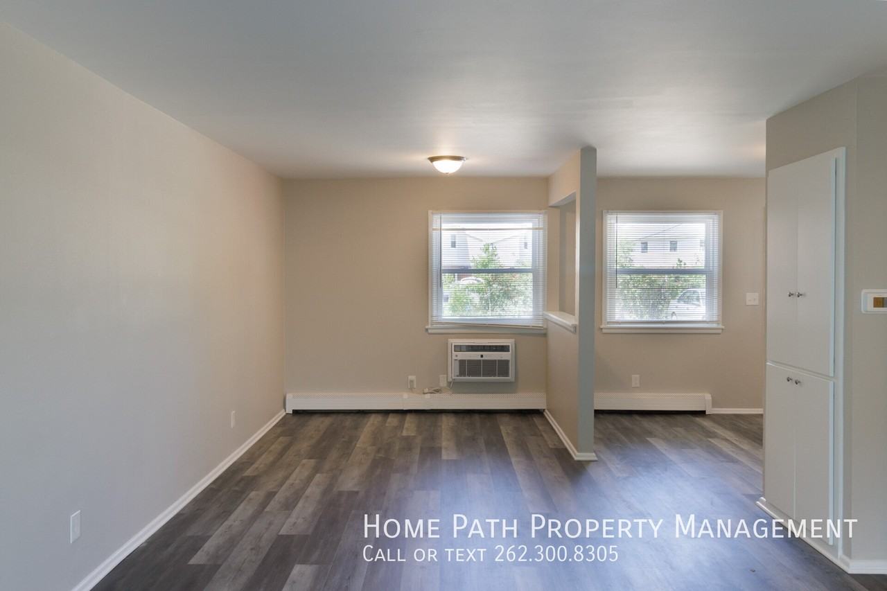 3030 W Iona Ter #1 - Photo 7 of 17