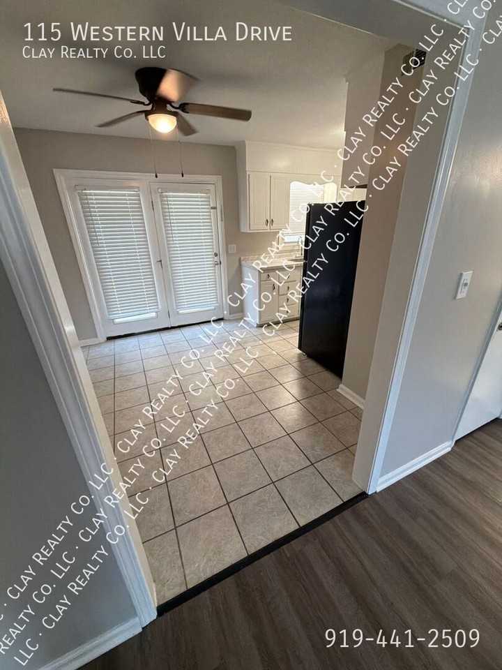 115 Western Villa Dr - Photo 2 of 34