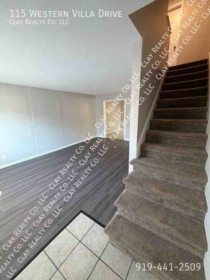 115 Western Villa Dr - Photo 4 of 34