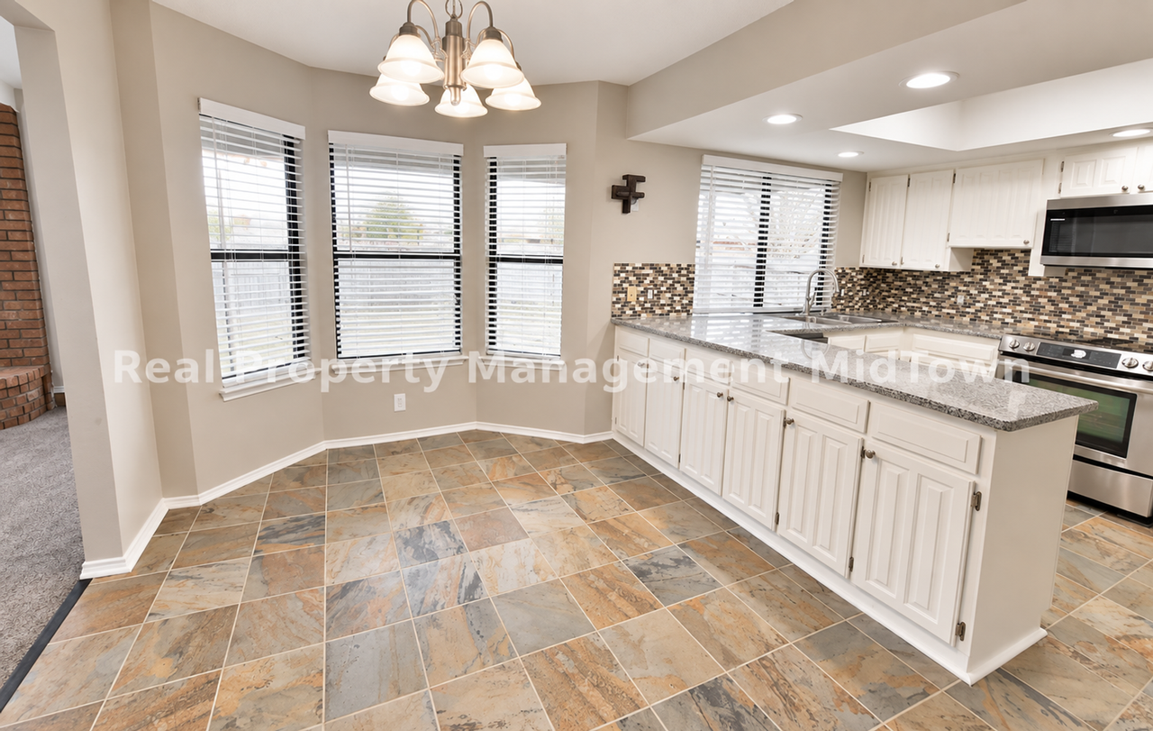 6403 Berlinetta Dr - Photo 7 of 16