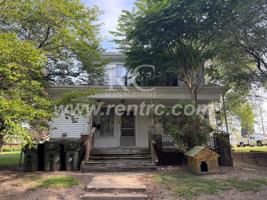 featured image of 11 Mcvey St Apt 2 #Apt 2