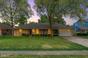 featured image of 427 Mayfair Dr