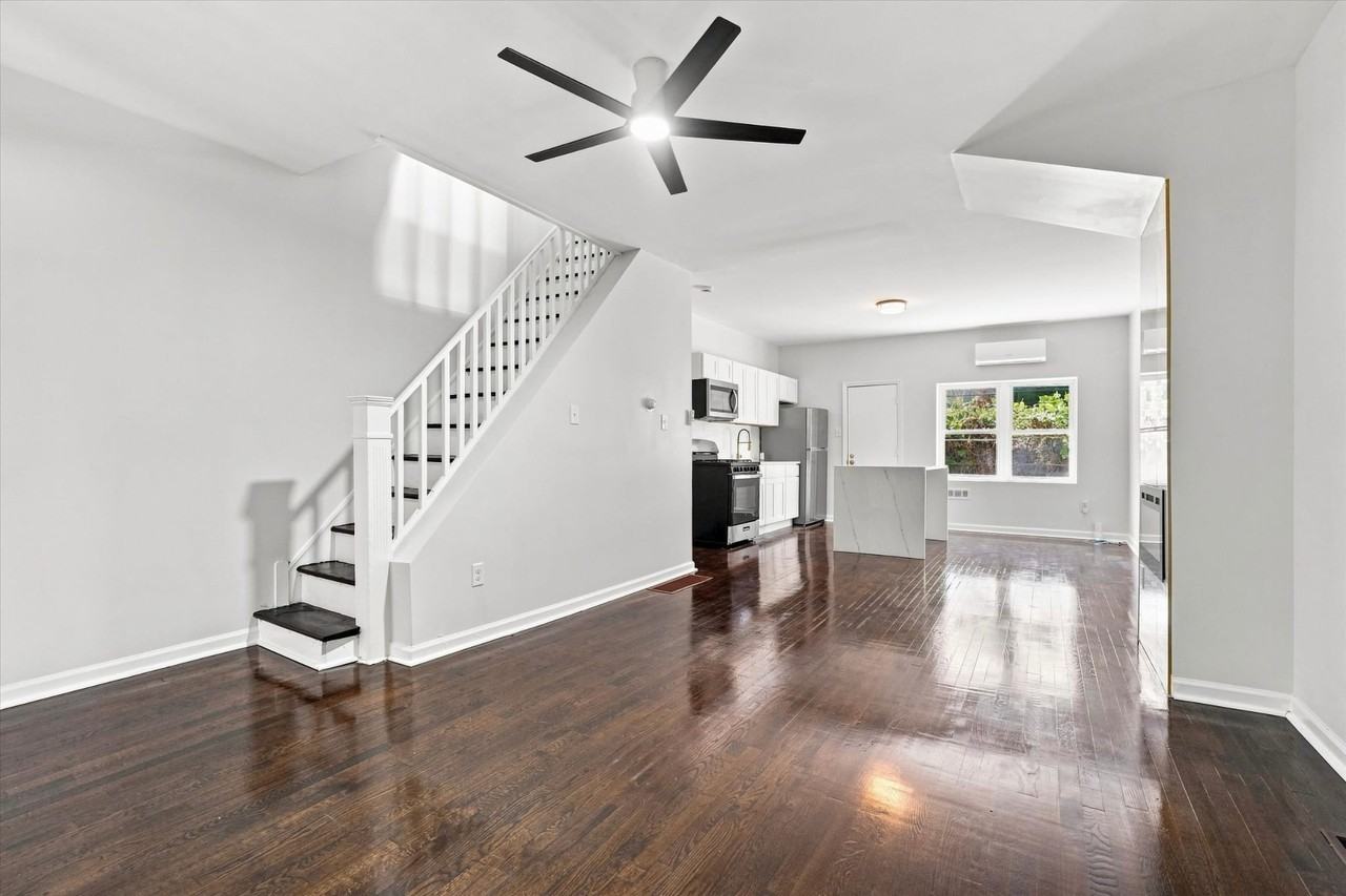 1032 S Frazier St - Photo 3 of 13