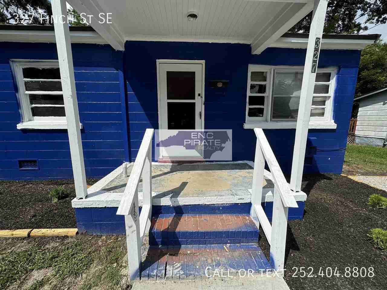 327 Finch St Se - Photo 2 of 10