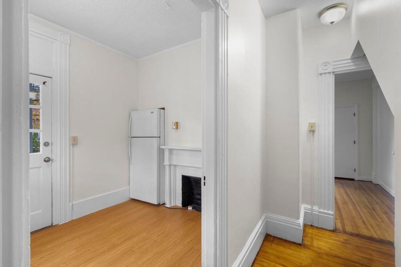 24 Main St #N - Photo 7 of 20