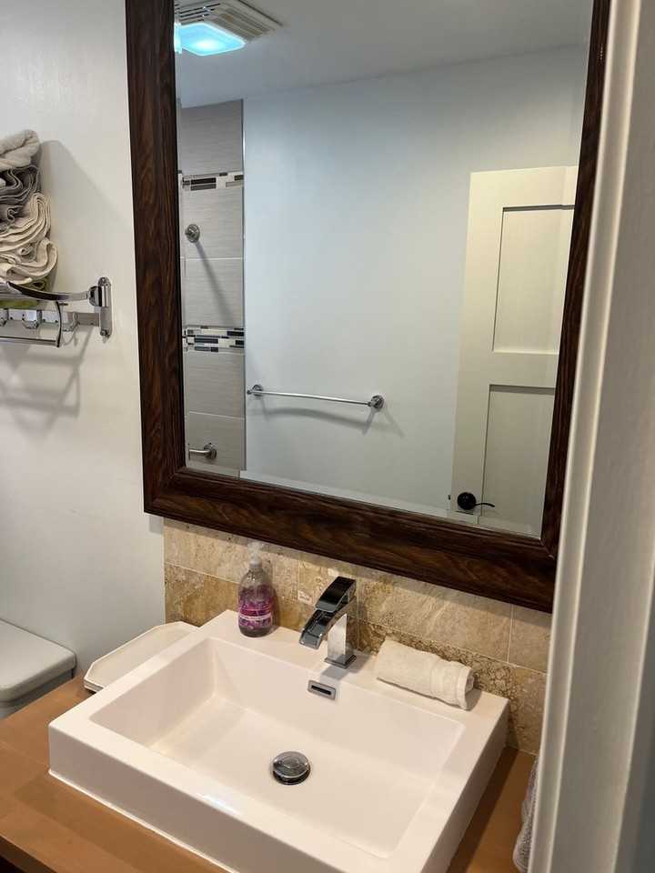 115 16th St Ne #B - Photo 7 of 14