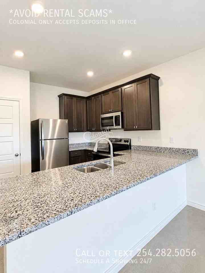 1251 Concord Dr #B - Photo 6 of 19