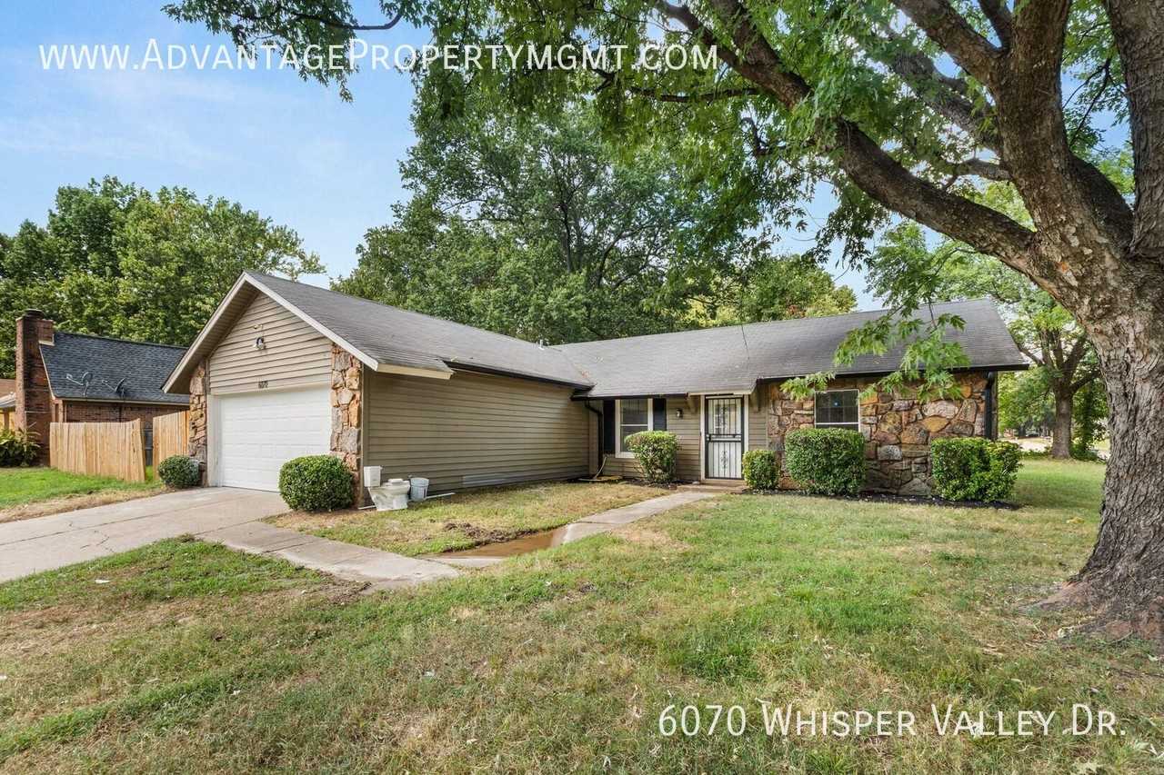 6070 Whisper Valley Dr - Photo 2 of 20