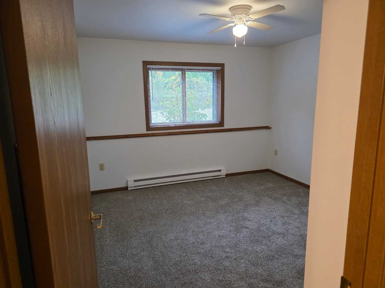 210 Howard St #7 - Photo 6 of 12