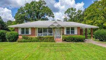 featured image of 1819 Rosemary Ln