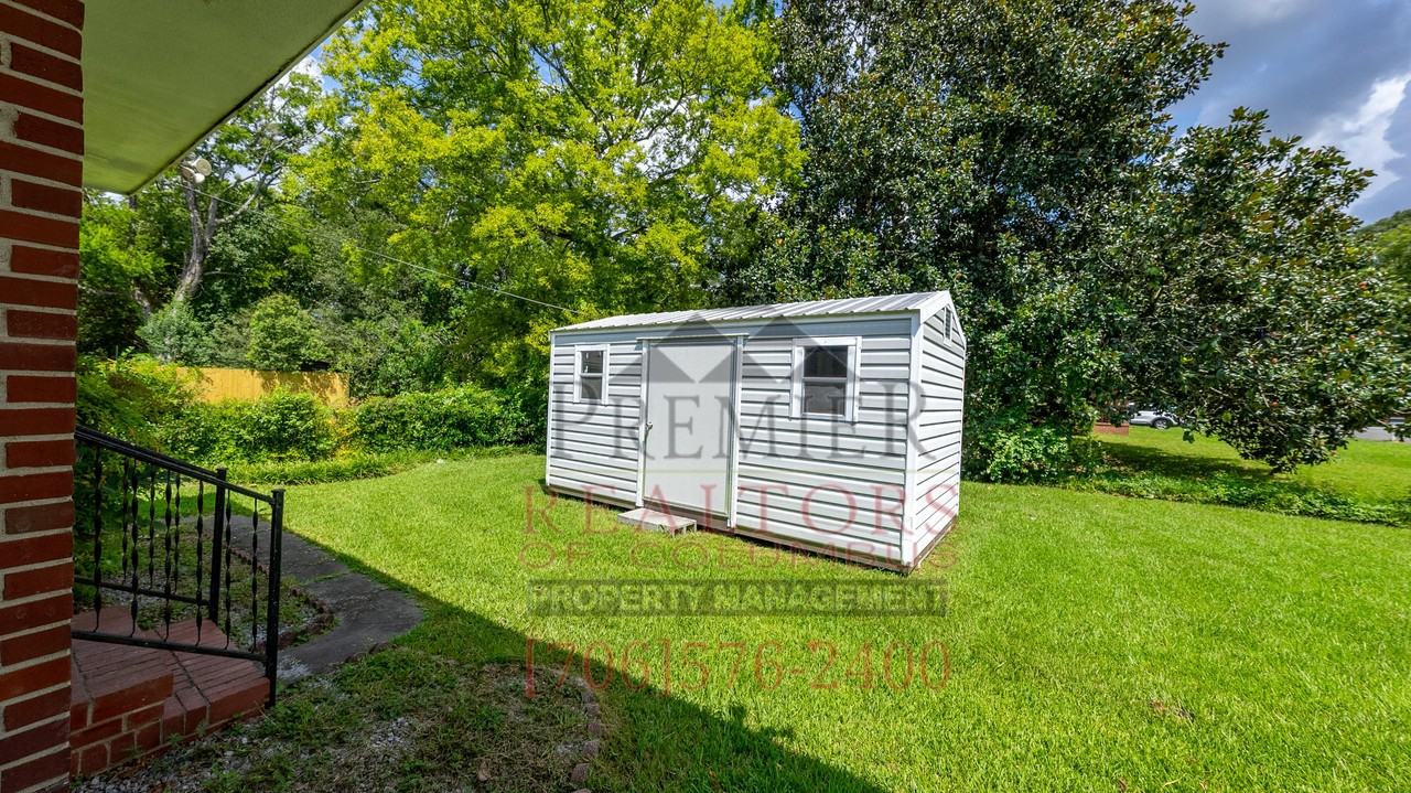 1819 Rosemary Ln - Photo 6 of 29