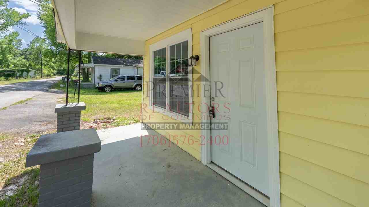 821 13th Ct - Photo 5 of 20