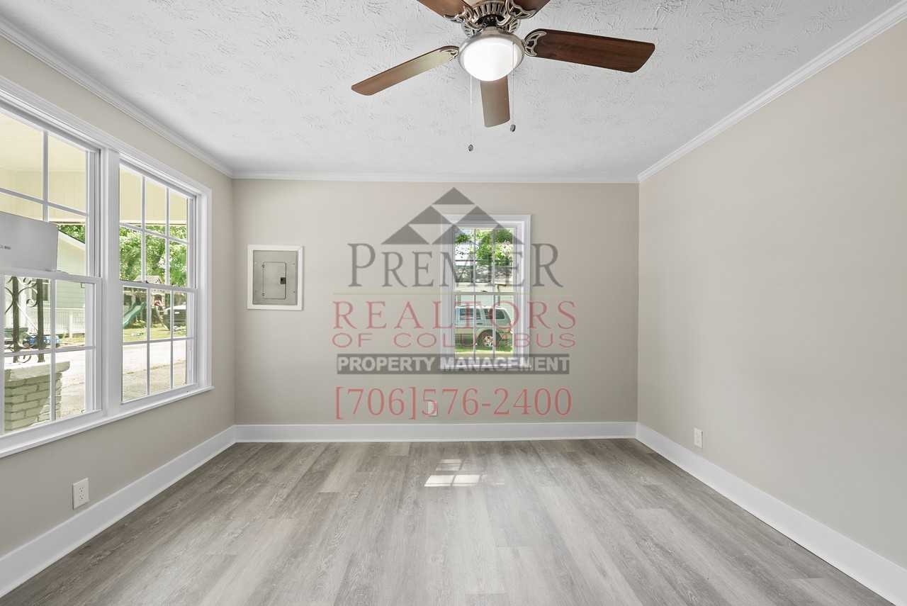 821 13th Ct - Photo 7 of 20