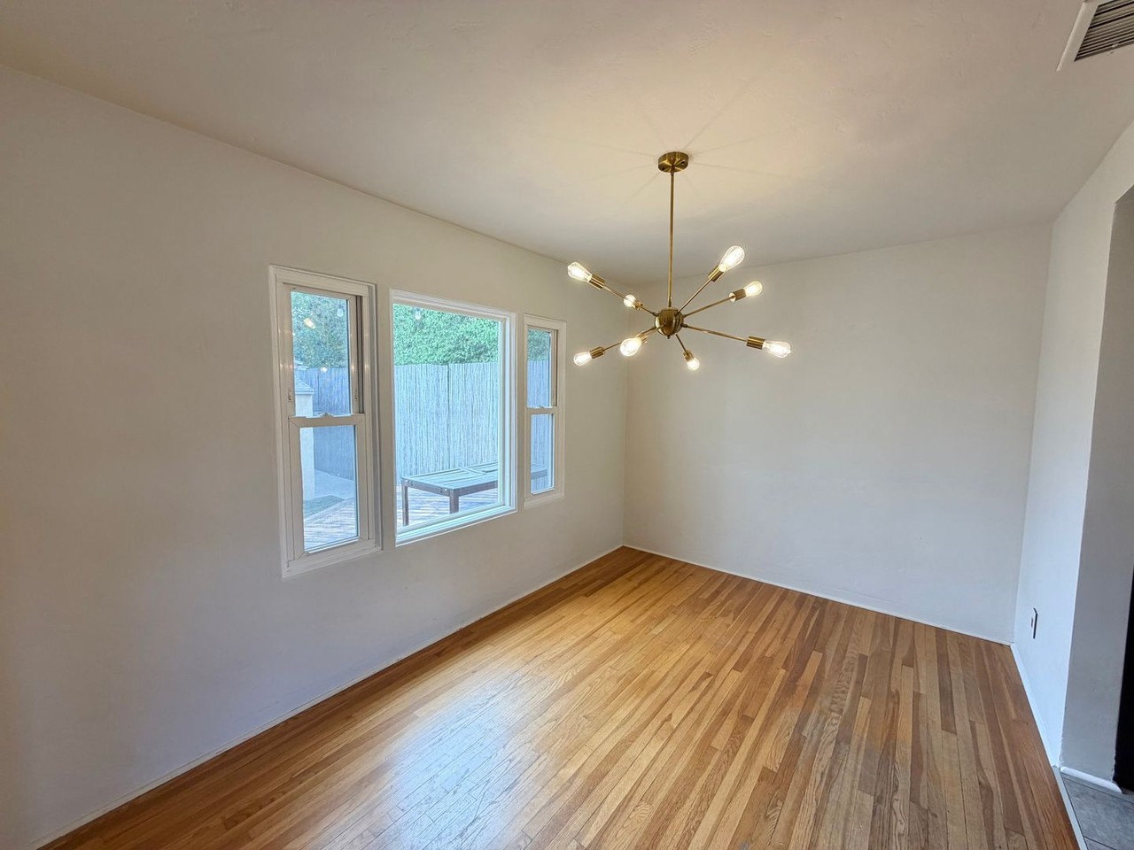 4535 49th St - Photo 4 of 18