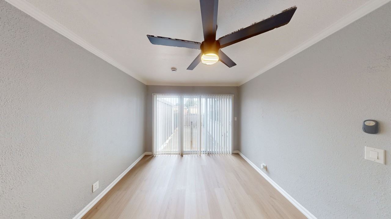 3010 Adeline Street - Photo 4 of 9
