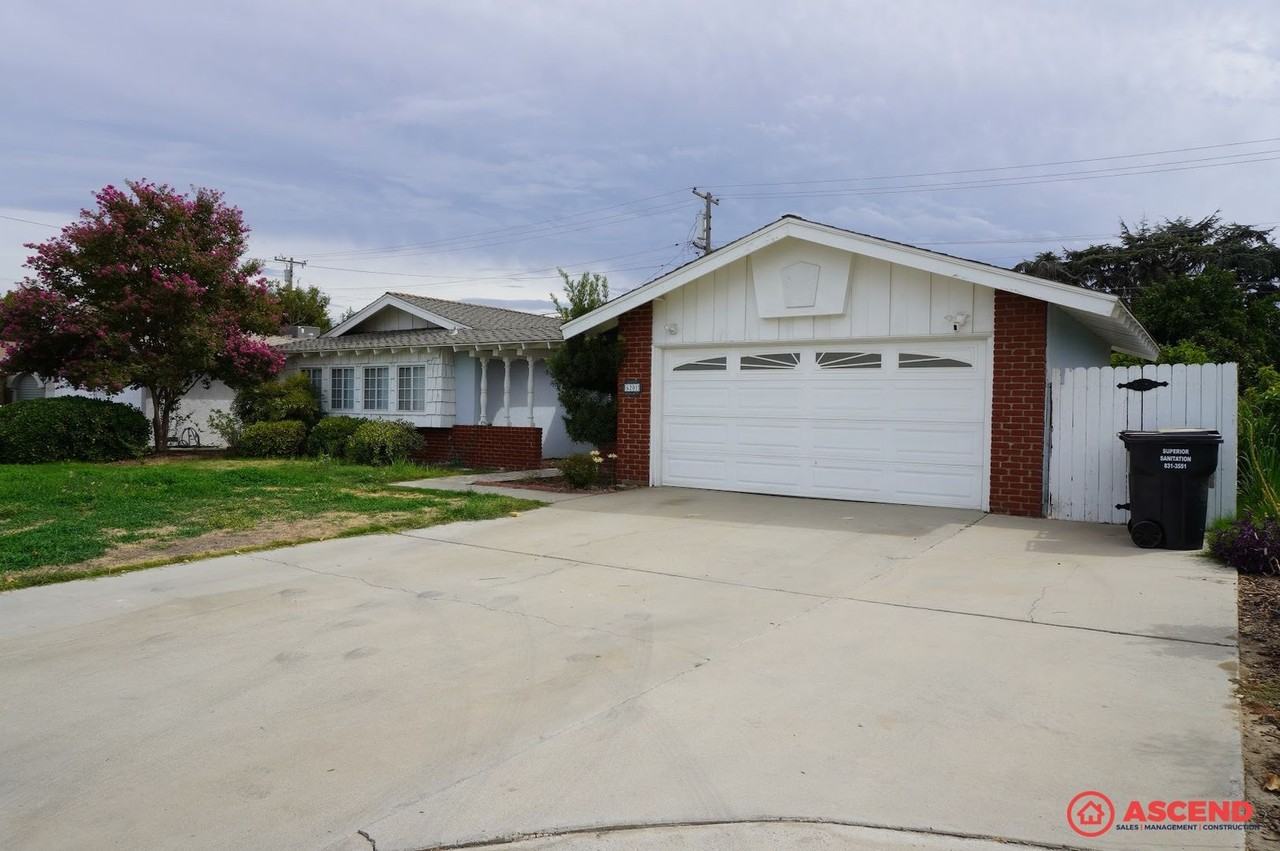 6201 Hartman Ave