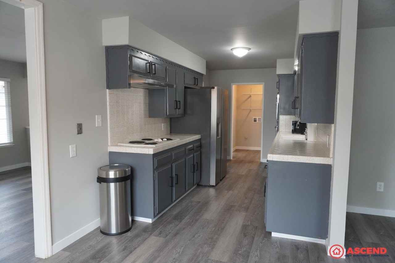 6201 Hartman Ave - Photo 6 of 19