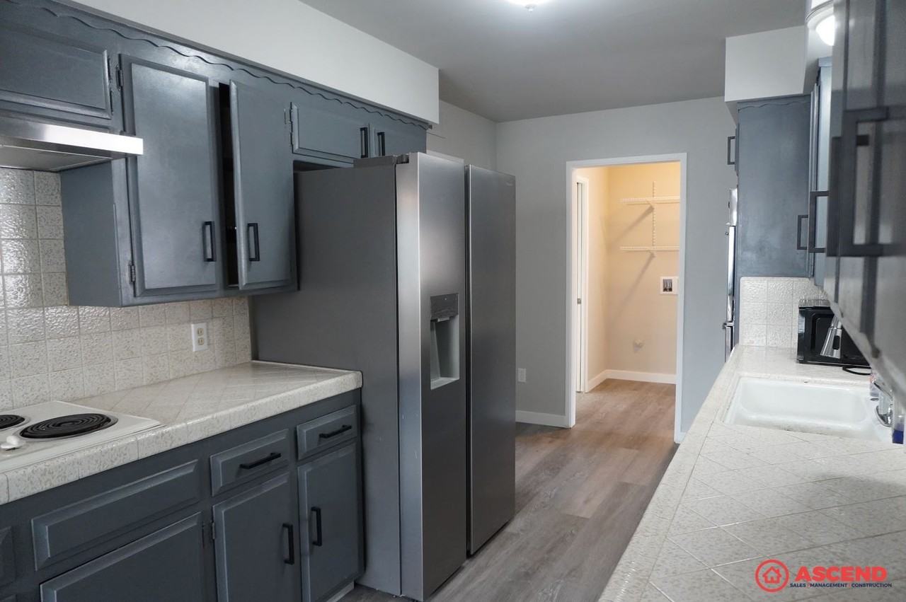 6201 Hartman Ave - Photo 7 of 19
