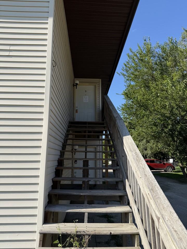 273 Keystone Drive - Photo 2 of 50