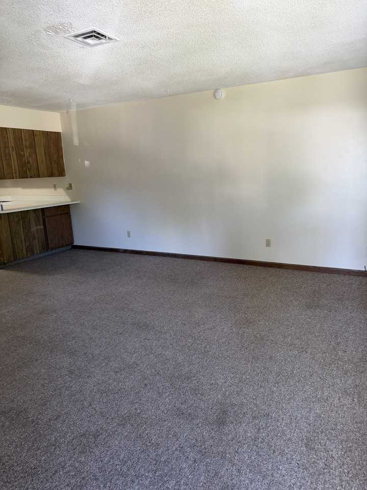273 Keystone Drive - Photo 6 of 50