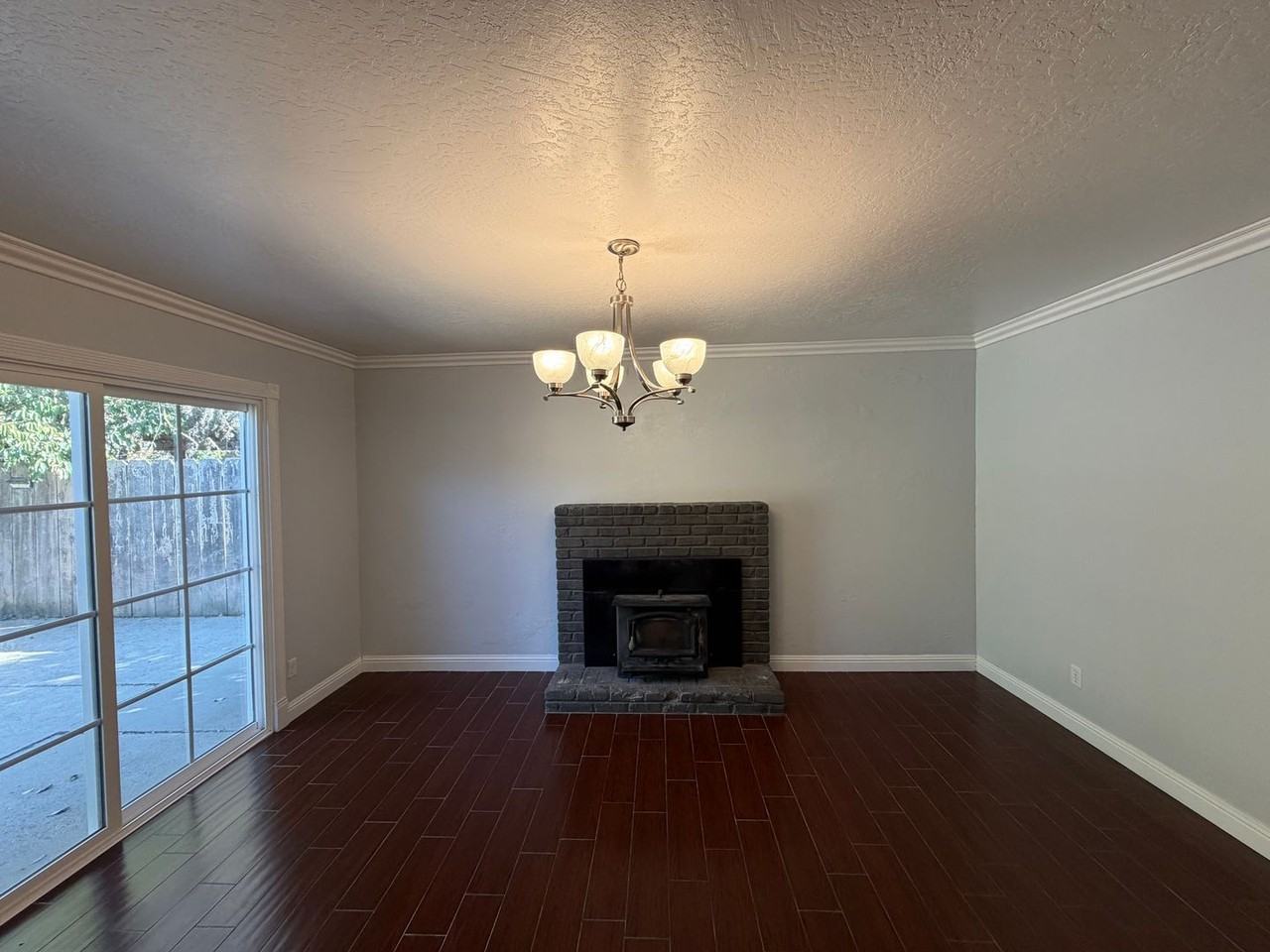 2632 Story Ave - Photo 7 of 22