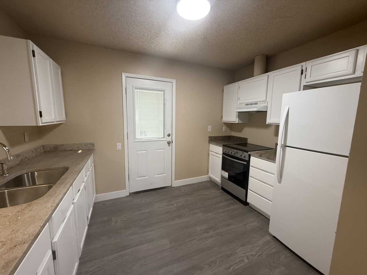 401 Lange Road - Photo 2 of 20