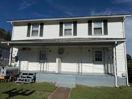 featured image of 804 Princeton St