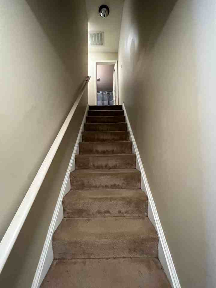 115 Eagle Dr - Photo 4 of 21