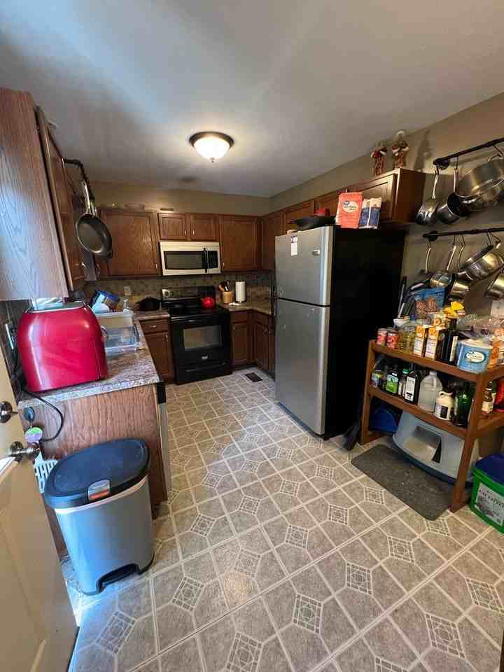 115 Eagle Dr - Photo 6 of 21