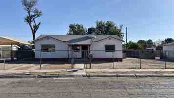 featured image of 8033 Carpenter Dr