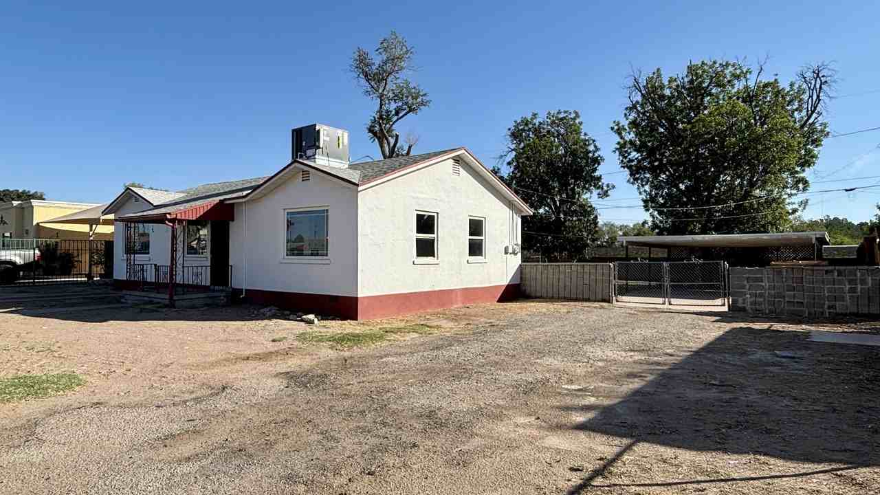 8033 Carpenter Drive - Photo 4 of 38