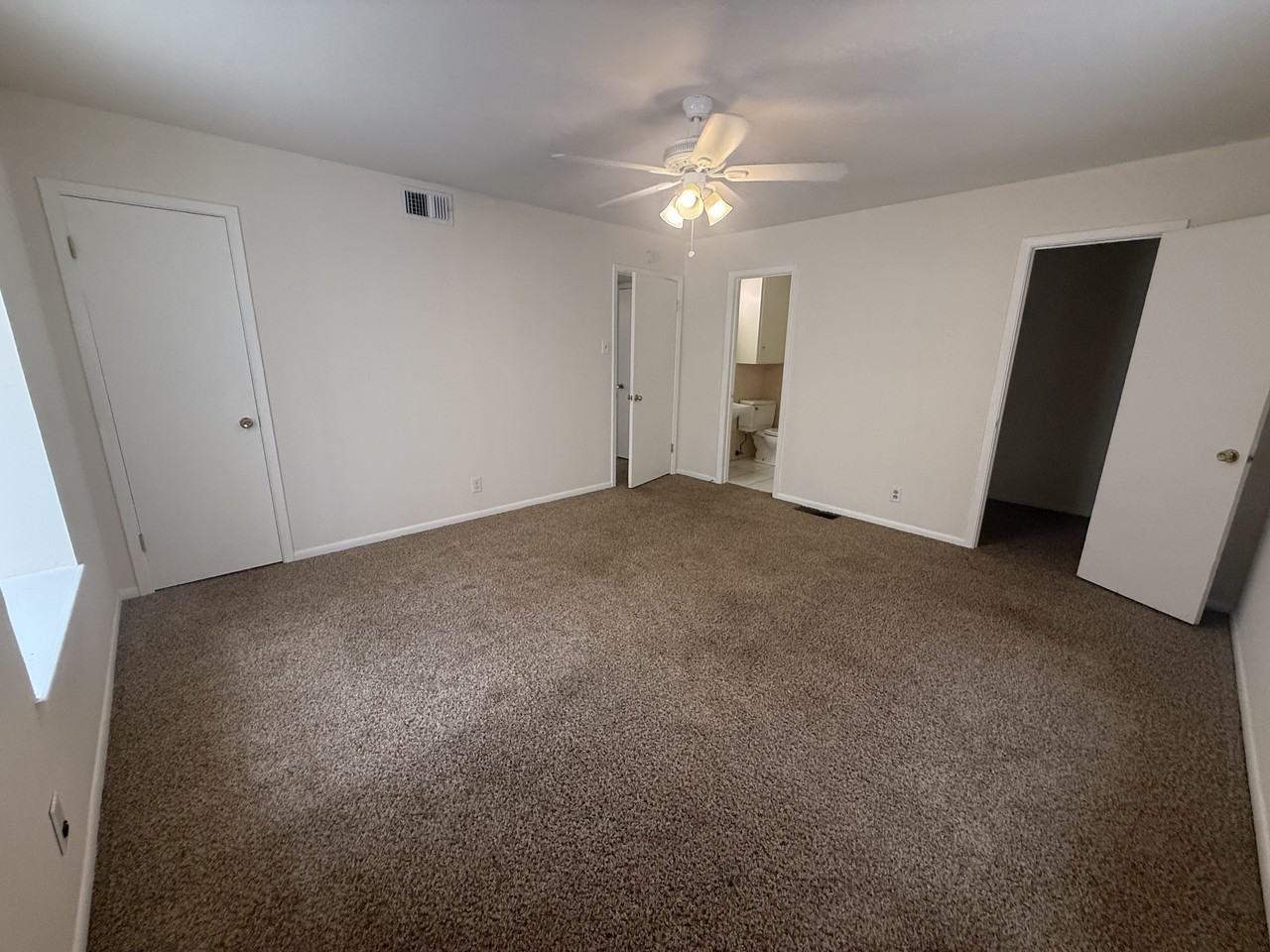 405-407 E. University Dr. - Photo 7 of 14