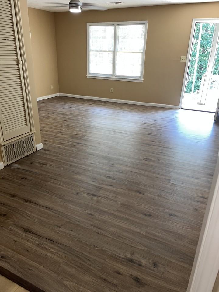 Nottingham Apartments - Photo 2 of 13