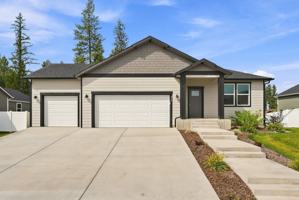 featured image of 705 705 E 5th St - 411 N Arcadia Ave