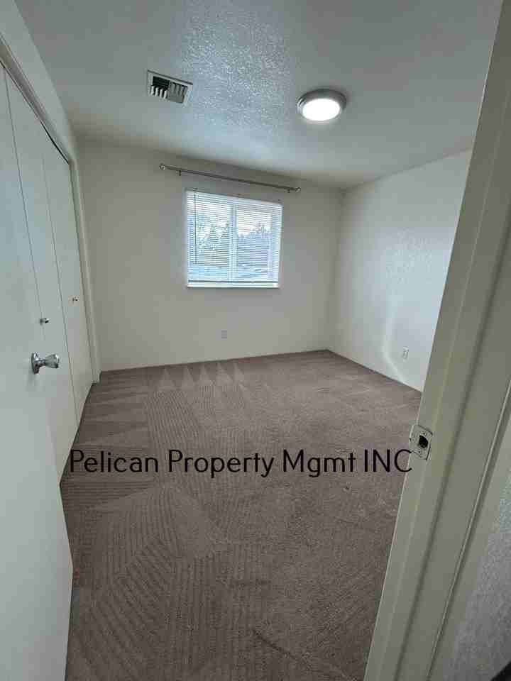 2124 Modoc Street - Photo 4 of 7