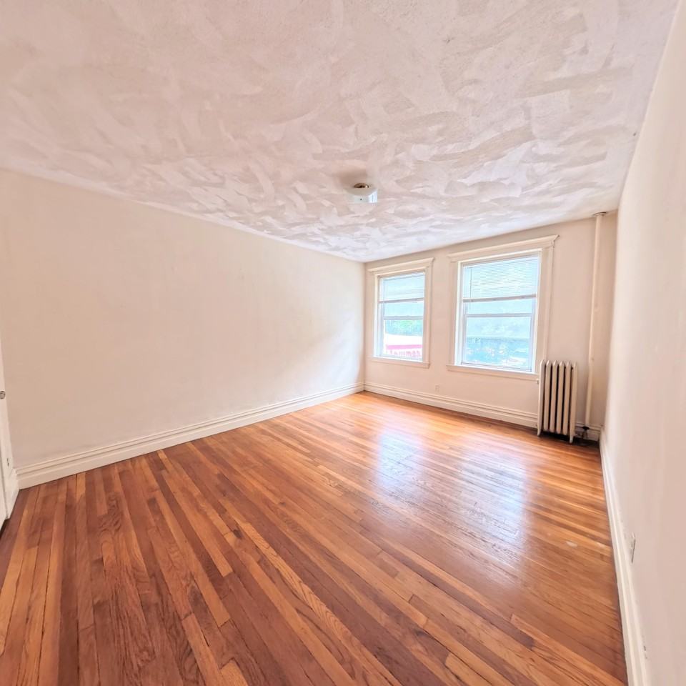 317 Saint Paul Street - Photo 6 of 18