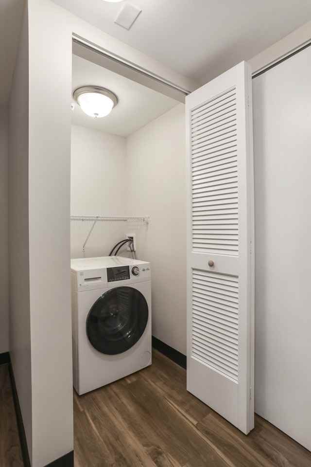233 Lowe Drive - 403 - Photo 4 of 14