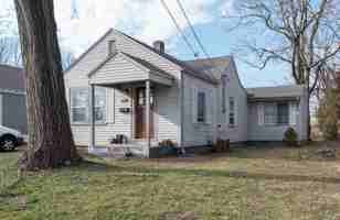 featured image of 1441 E Mcdaniel St