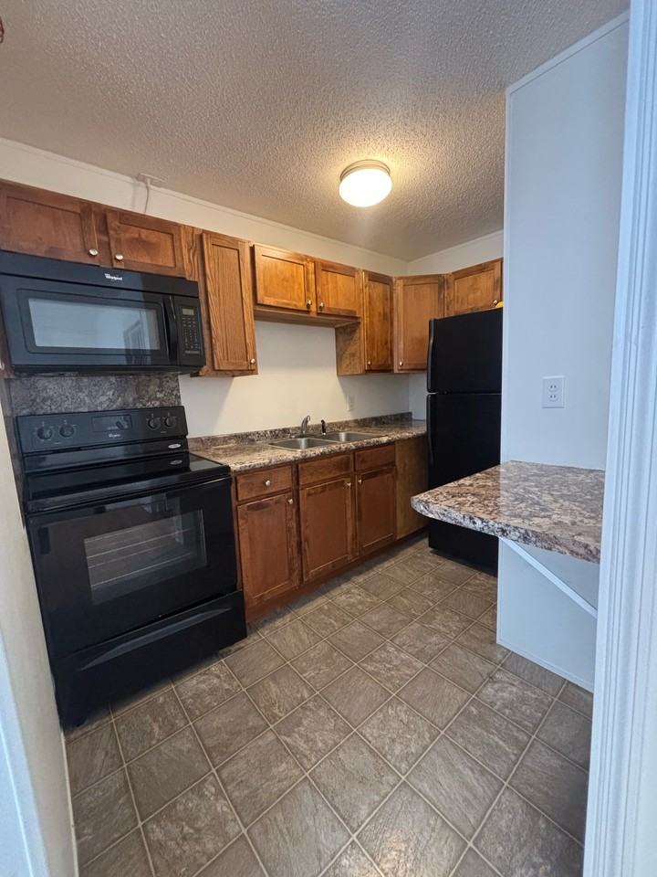 Volunteer Apts - Photo 6 of 8