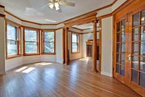 featured image of 5213 S Dorchester Ave