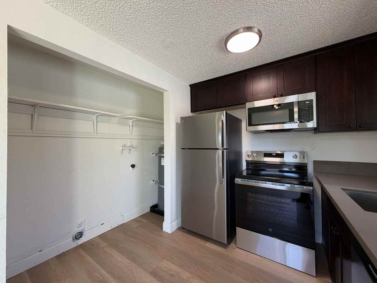 5921 Se 83rd Ave - Photo 6 of 25
