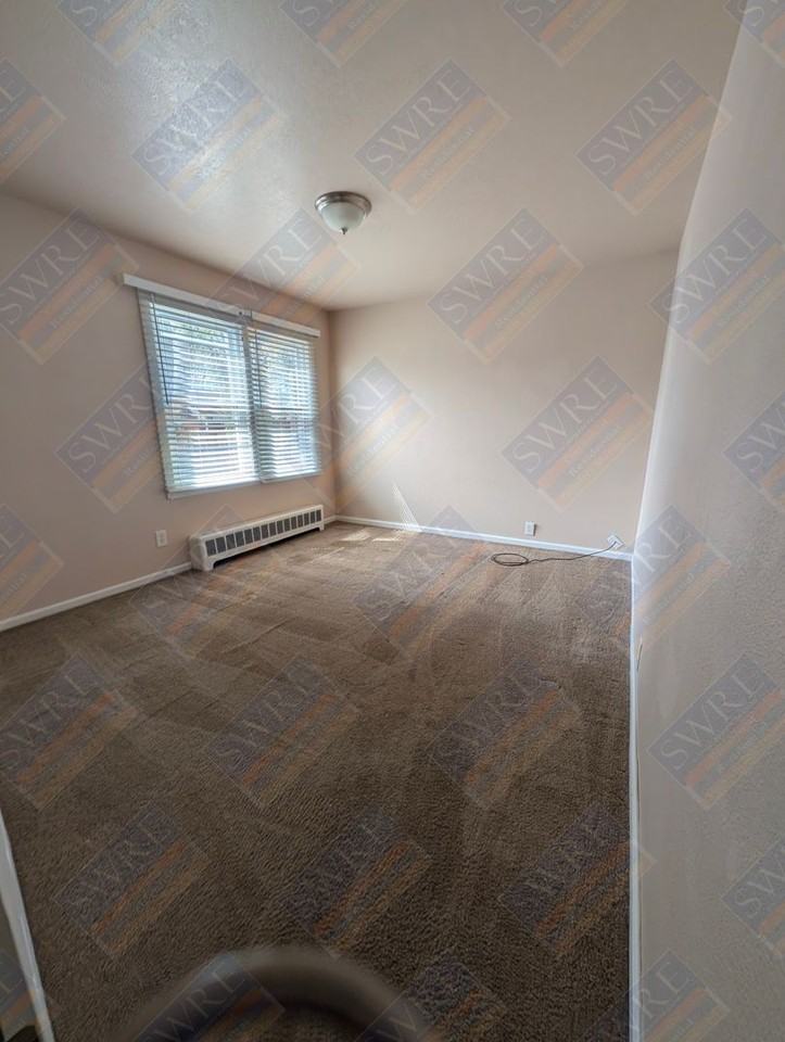 1410 Collins St - Photo 6 of 11
