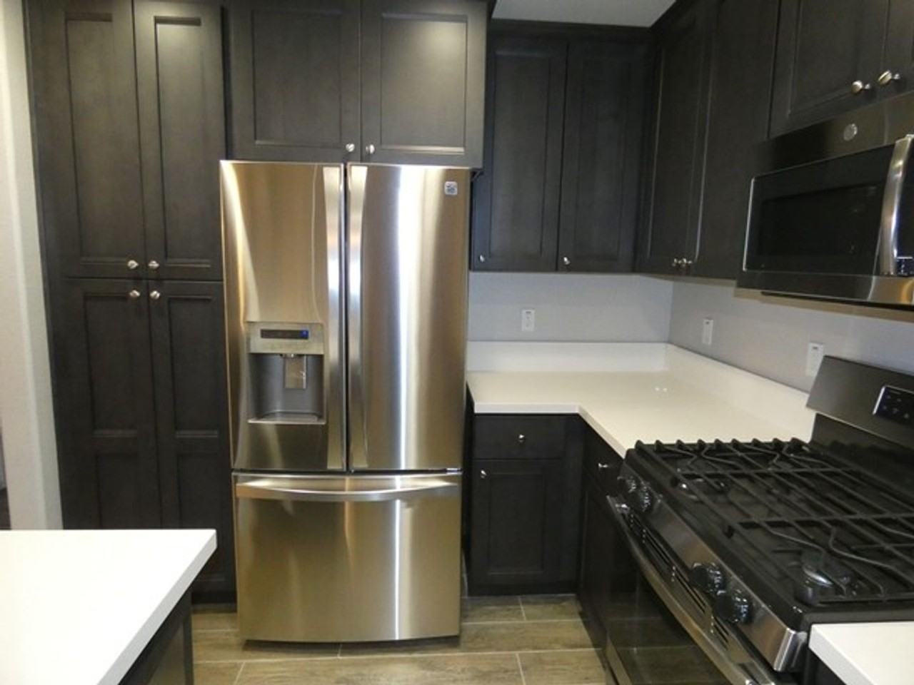 1925 Celebration Ave - Photo 5 of 10