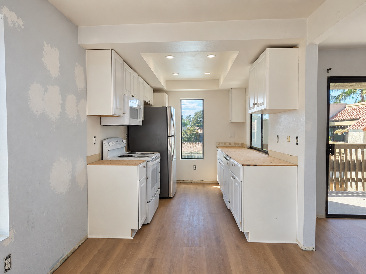 13787 Mango Dr - Photo 3 of 11